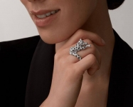 Кольцо из коллекции  Panthеre de Cartier Cartier Артикул LUX-121018. Вид 1