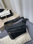 Сумка-слинг Loewe Артикул LUX-121083. Вид 1