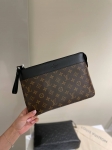 Папка Louis Vuitton Артикул LUX-121371. Вид 1