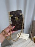 Сумка под телефон Louis Vuitton Артикул LUX-121428. Вид 2