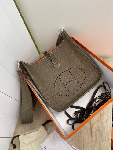 Сумка женская Evelyne 29 cm Clemence leather 