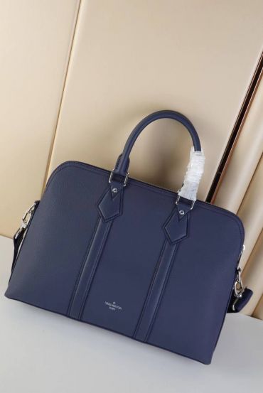 Портфель  Louis Vuitton LUX-79547