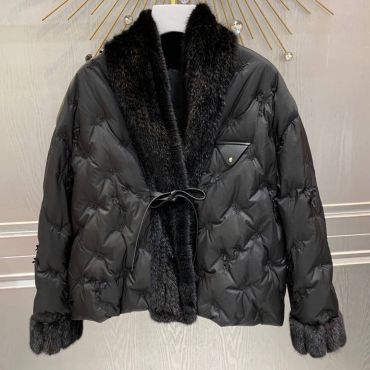 Куртка женская  LUX-84243