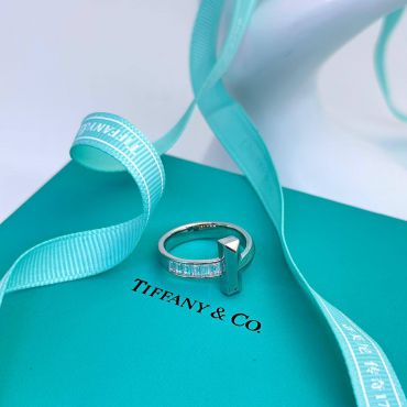 Кольцо Tiffany&Co LUX-86422