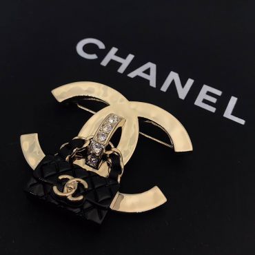 Брошь Chanel LUX-87706
