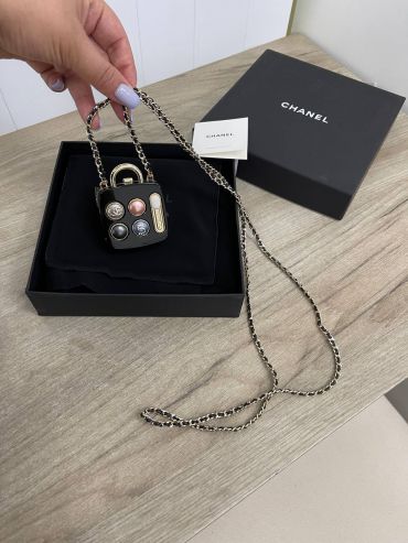   Long  Pendant Necklace Chanel LUX-88119