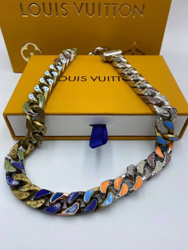 Колье Louis Vuitton LUX-95670