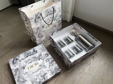 Набор графин и 4 стакана Christian Dior LUX-102548