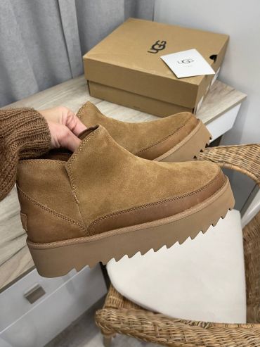 UGG  Ugg Australia LUX-112489